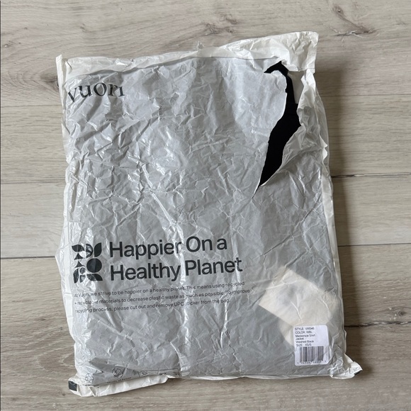 Vuori Mackenzie Shirt Jacket Washed Black XS/Small New With Tags - Picture 6 of 7